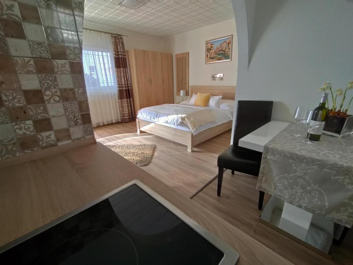 Szecsenyi Apartman Хевиз Экстерьер фото