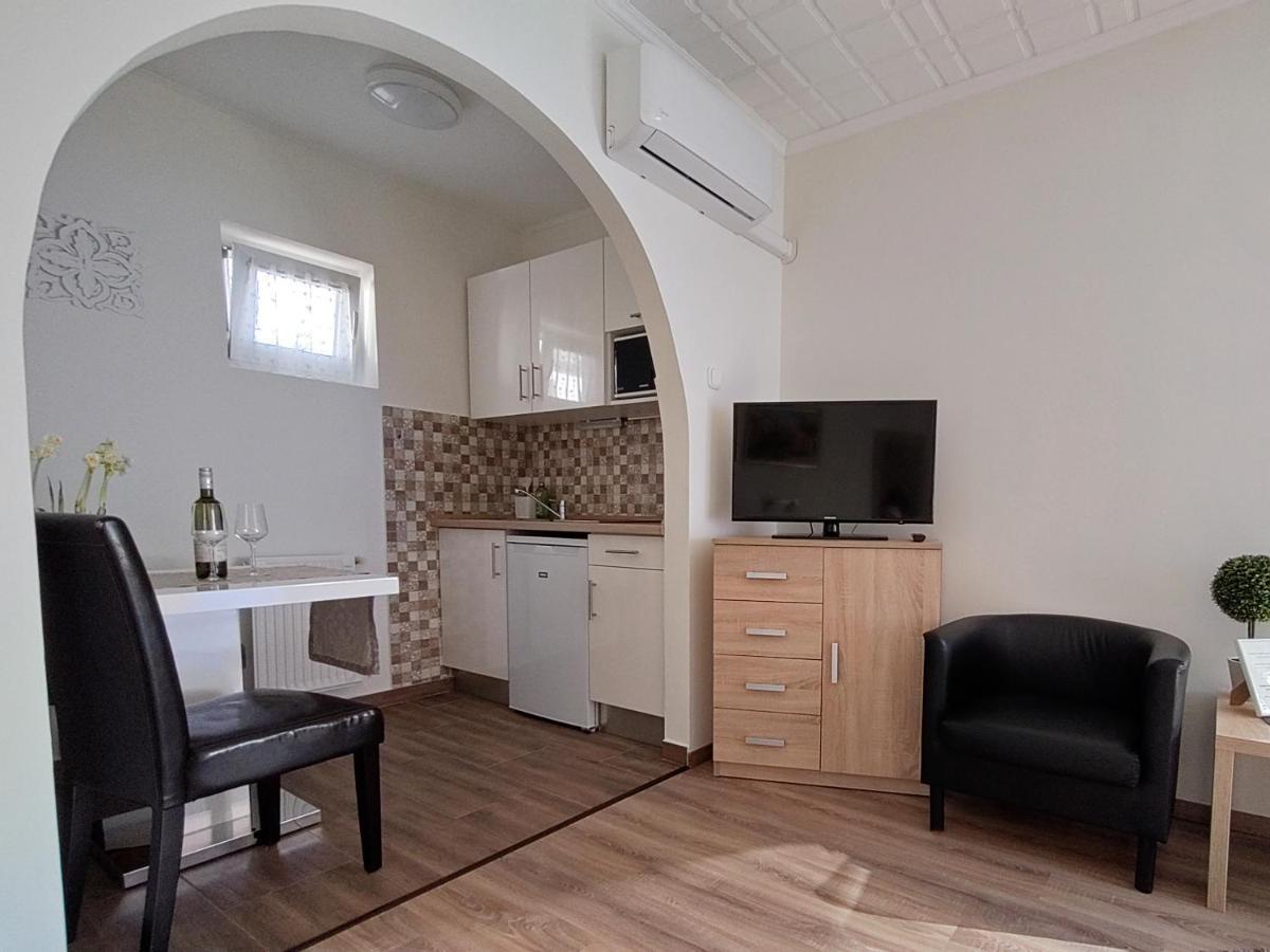 Szecsenyi Apartman Хевиз Экстерьер фото