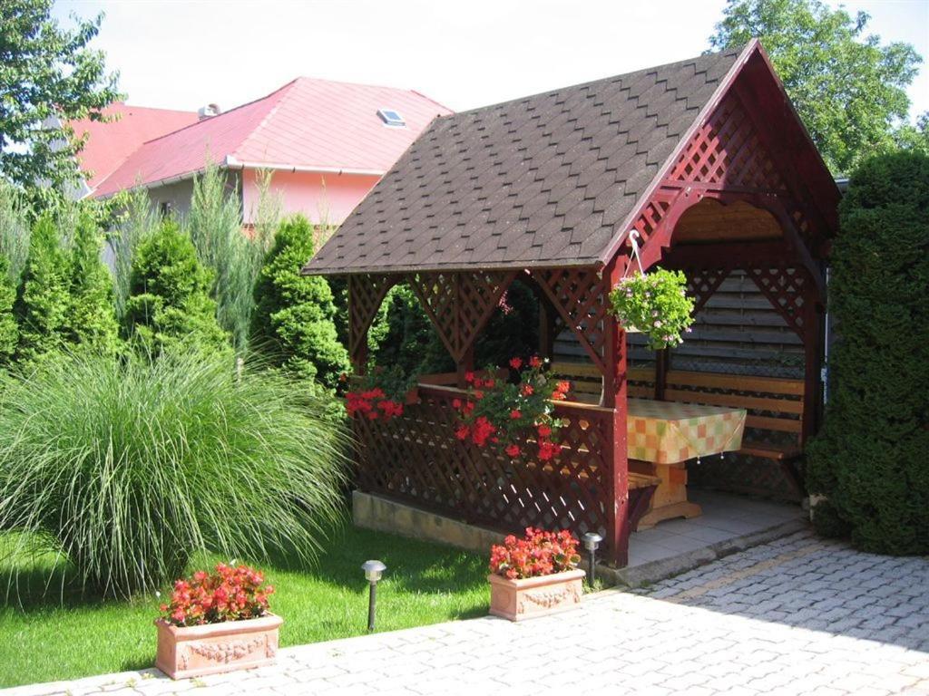 Szecsenyi Apartman Хевиз Экстерьер фото